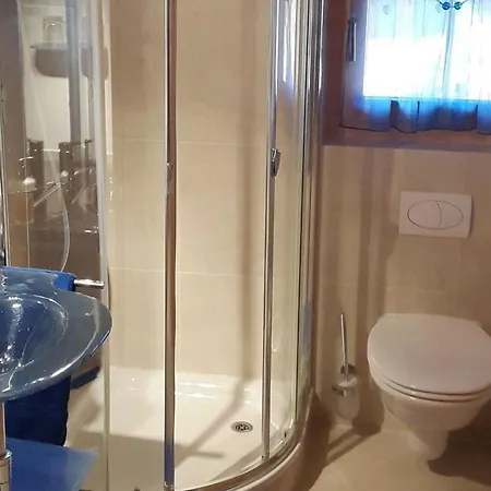 Farfalla Appartement-fewo- Dusche Oder Bad- Wc 4-bettwohnung By Interhome *